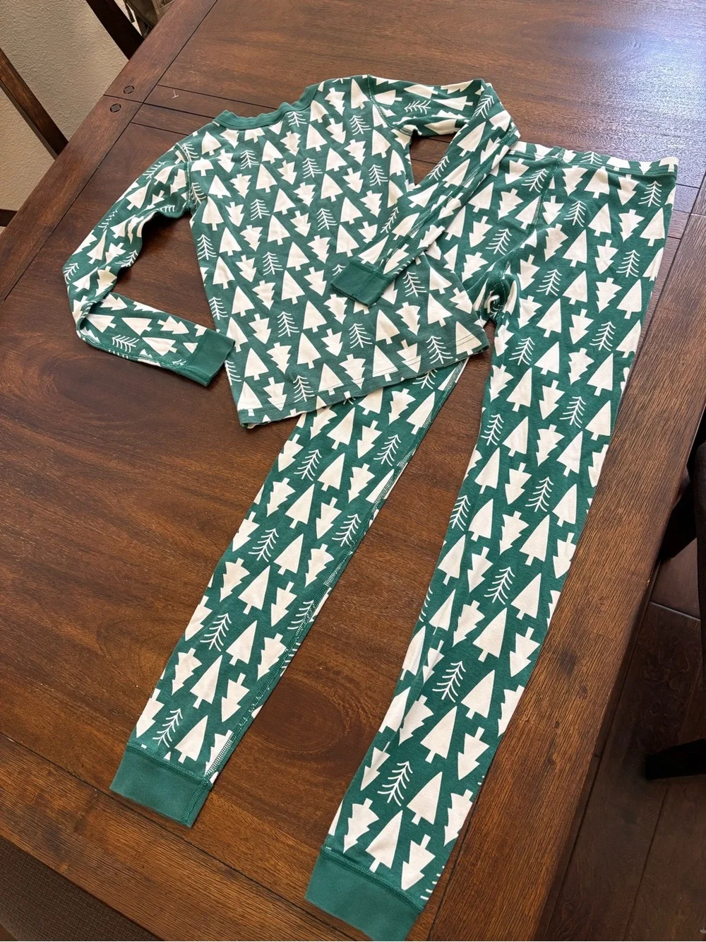 Hanna Andersson Organic Pajamas Size 160 US 14 Green Holiday Christmas Tree